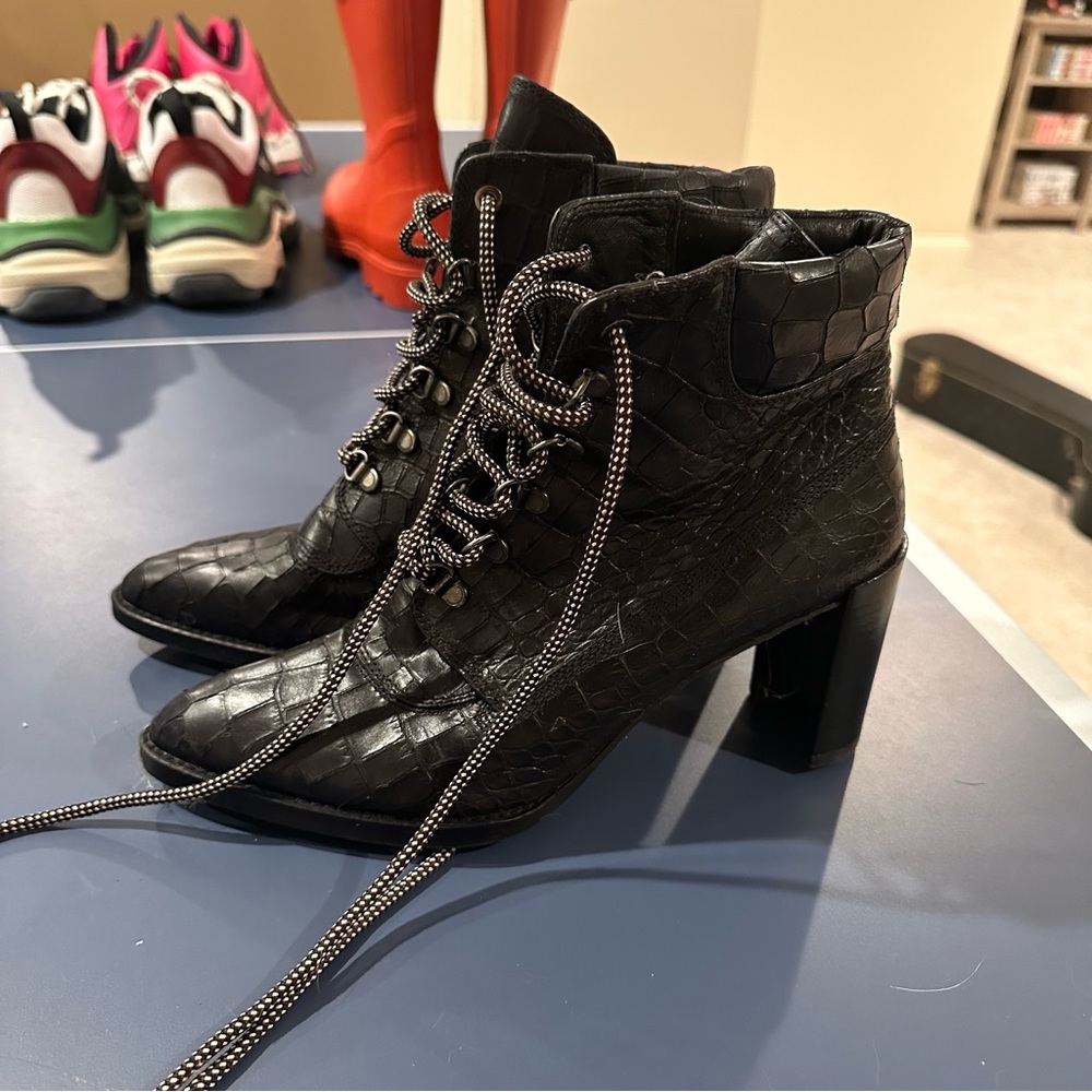 Stuart Weitzman x Gigi Hadid Boots